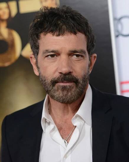Antonio Banderas (60)