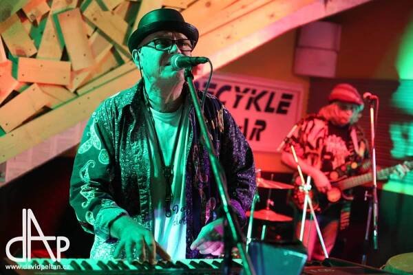Yo Yo Band neztratil šťávu. Legendární reggae kapela lidi hravě roztančí i dnes