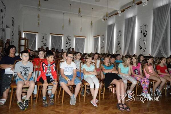 Koncert ZUŠ Hostinné "Vůně dálek" - Základní škola Karla Klíče Hostinné