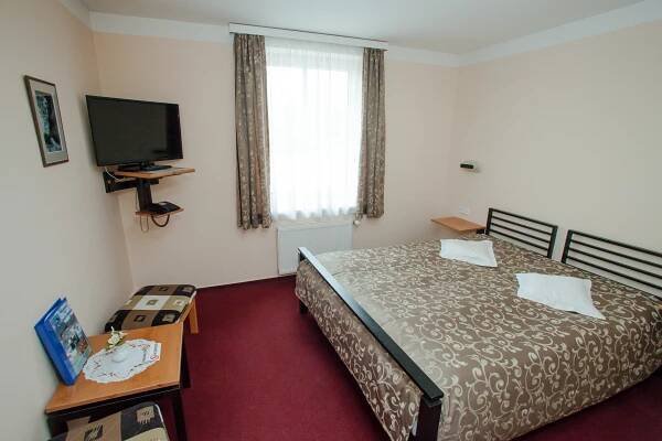 PENZION ZA VODOU, Dvůr Králové nad Labem | Hotel.cz