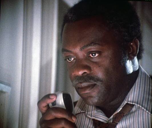 Vyšetřovací zpráva - Z filmu - Yaphet Kotto