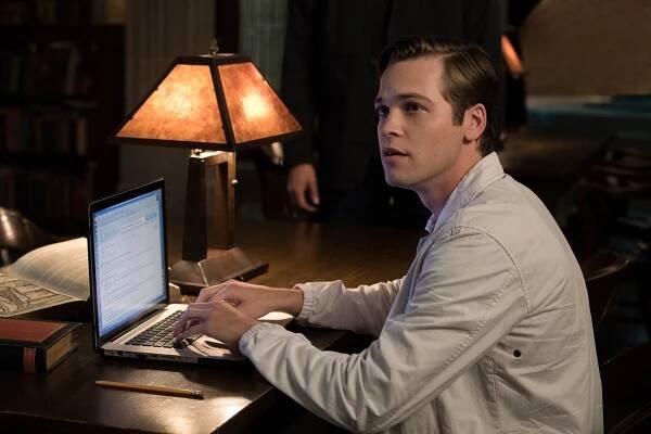Lovci duchů - Tombstone - Z filmu - Alexander Calvert