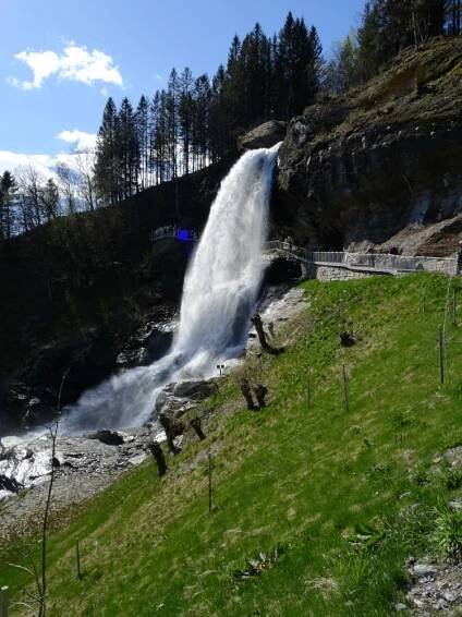Steinsdalsfossen - European waterfalls