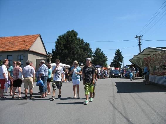 Pouť 2011 - Oficiální stránky obce Paršovice