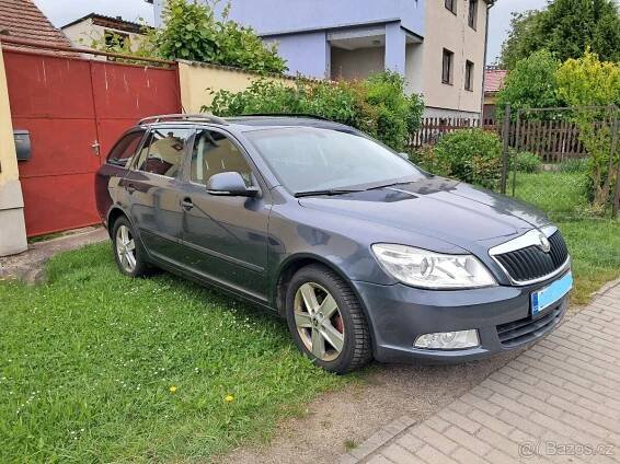 Škoda Octavia kombi 1.4 TSi, 90KW, Servisní kniha - České Budějovice