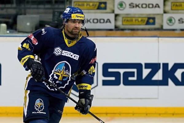 Hokejový útočník Jan Hlaváč bude hrát do konce sezony za Kladno