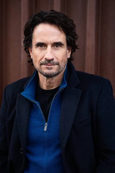 Oliver Mommsen - Fitz + Skoglund Agents