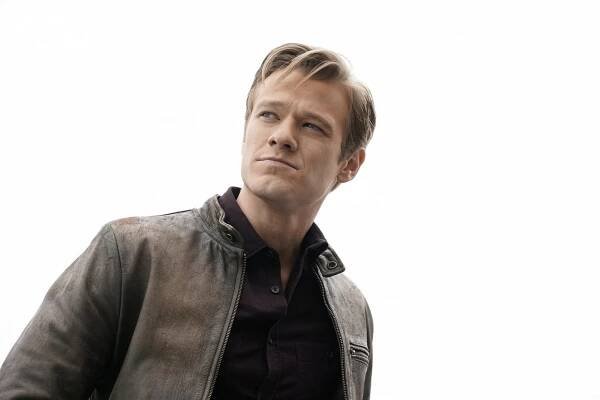MacGyver - UFO + Area 51 - Z filmu - Lucas Till