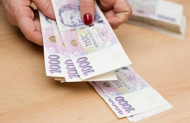 Zavolají vám z banky. Když špatně zareagujete, přijdete okamžitě o stovky tisíc korun. Češi už jsou z toho zoufalí - Mix24.cz