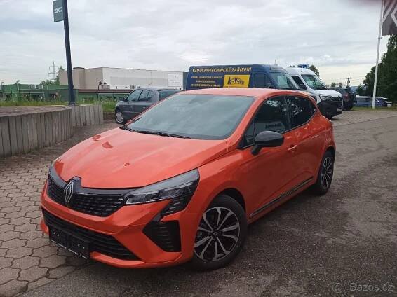 Renault Clio techno TCe 90- předváděci vůz- minimální nájezd - Havlíčkův Brod