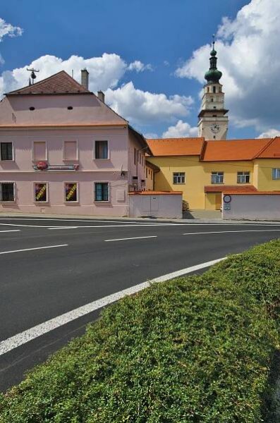 Soubor:Radnice z ulice Sušilova, Boskovice, okres Blansko (02).jpg – Wikipedie