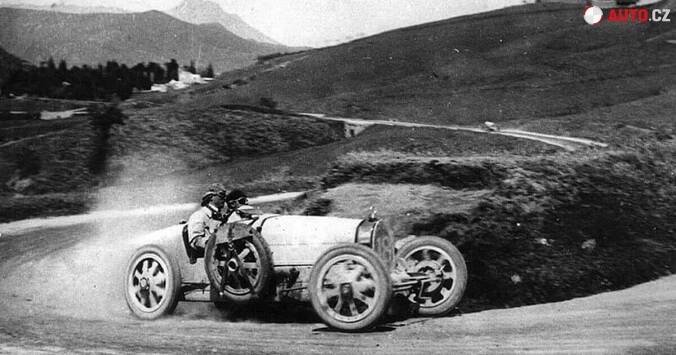 Historie Targa Florio: Legendární italský závod a česká hrdinka Eliška Junková