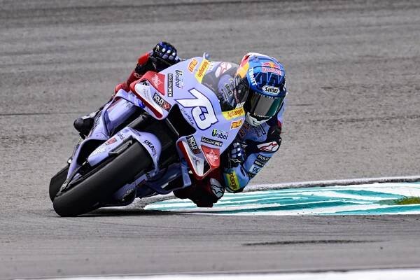 Zase o něco těsnější! Álex Márquez porazil konkurenci v malajském sprintu MotoGP, Martín stáhl další dva body na Bagnaiu - Ruik.cz