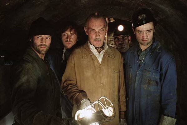 THE BANK JOB, Jason Statham, Stephen Campbell Moore, James Faulkner, Alki David, Daniel Mays, 2008. ©Lions Gate