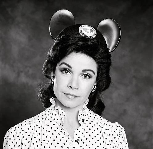 ANNETTE FUNICELLO.jpg