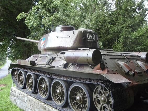 T-34/85 : Sovětský svaz (SOV)