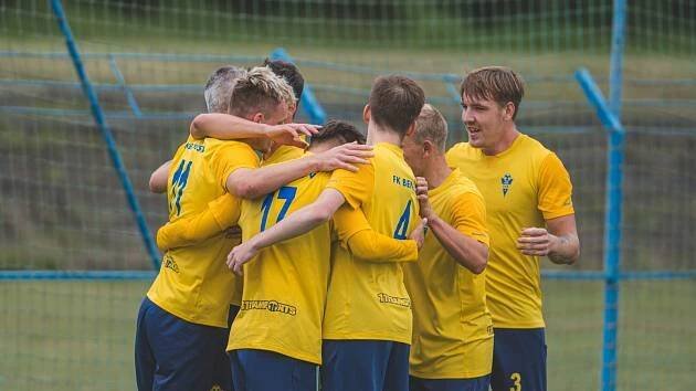 Třetí zápas, třetí výhra. Benešov uspěl i doma, udolal Hlubokou