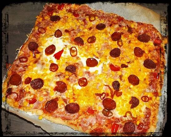 Mega pizza