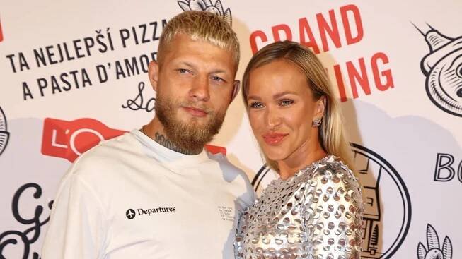 Míří Nela Slováková a Radek Roušal do Survivoru? Dvojice má jít do reality show - Médium.cz