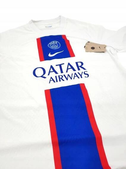 TRIČKO NIKE PSG ZÁPASOVÉ Paris Saint-Germain Match Third Qatar DN2709 vel. L EAN (GTIN) 196156211275