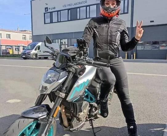 Veronika Hankocyová | CFMOTO