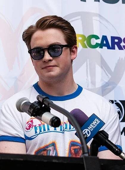 Kit Connor - Wikipedia