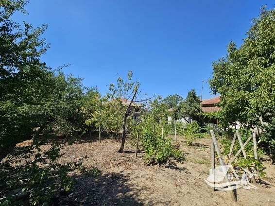 Prodej rodinného domu 53 000 EUR, foto 25