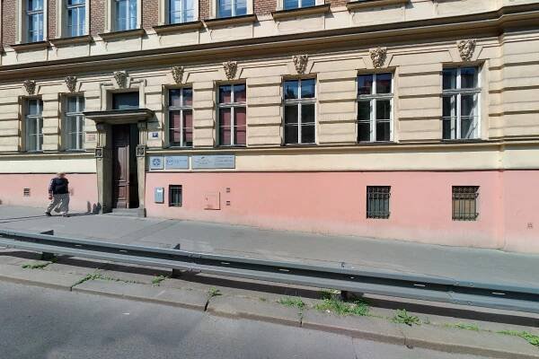 University College Prague - Vysoká škola mezinárodních vztahů a Vysoká škola hotelová a ekonomická, s.r.o. foto 4