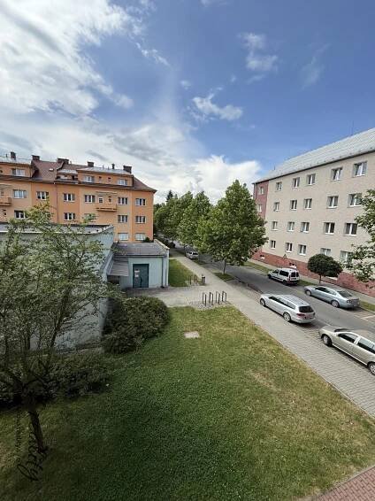 Prodej bytu 2+1 s balkonem, CP 81 m2, Vsetín, ul. Na Kamencoch, osobní vlastnictví