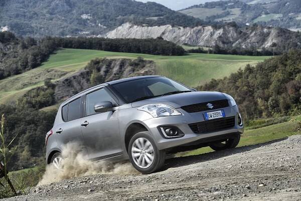 Automobilka Suzuki se chce propojit s Toyotou. Partnerství s Volkswagenem předtím nevyšlo