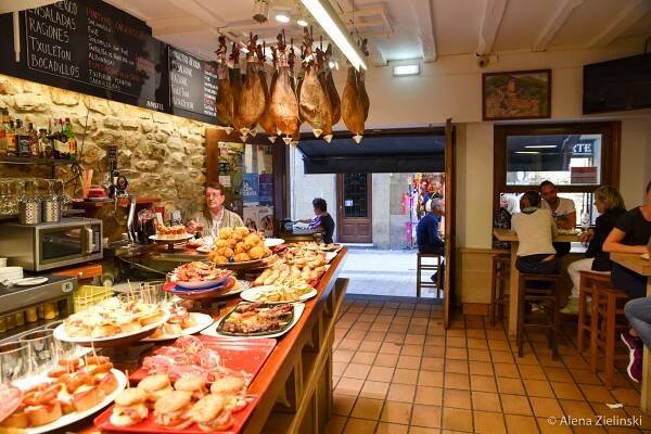 Tapas, Cidre und ganze Liebe in San Sebastián – Alena on tour