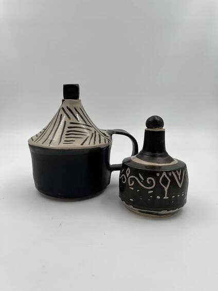 Read more about the article Pottery made by Debbie Miller