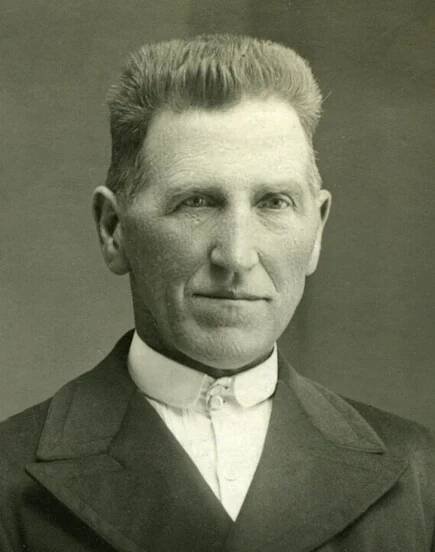 Matouš Kozumplík (*1886 +1976)