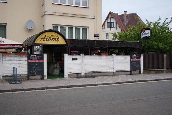 Restaurace Albert - restaurace, vinárna - Hradec Králové
