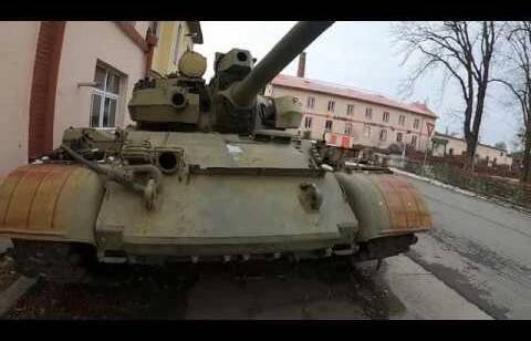 Tank T-54/55A - modifikovaný T-55 AM2 "Kladivo"