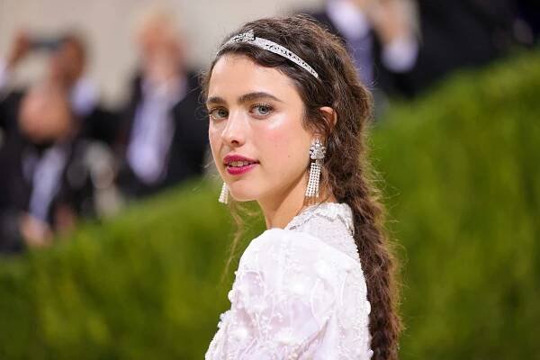 Margaret Qualley - Golden Globes