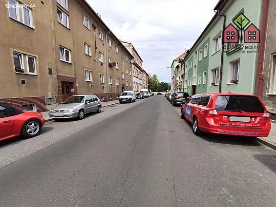 Pronájem Byt 1+1, Husova, Lovosice