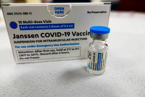 Vakcíny od firmy Johnson & Johnson už jsou v Česku, ve čtvrtek dorazí k praktikům