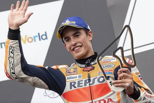 Marc Márquez se zranil při otvírání | nastartu.cz 