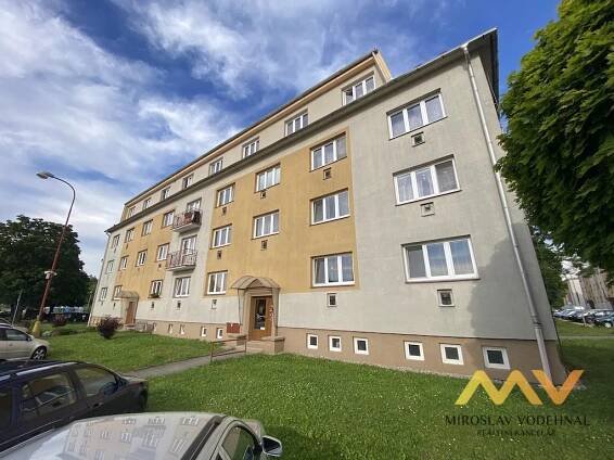 Komenského, Opatovice nad Labem, Pardubice
