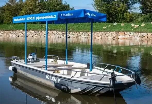 Sportyacht 500L - ceník a rezervace | Půjčovna hausbótů a motorových lodí