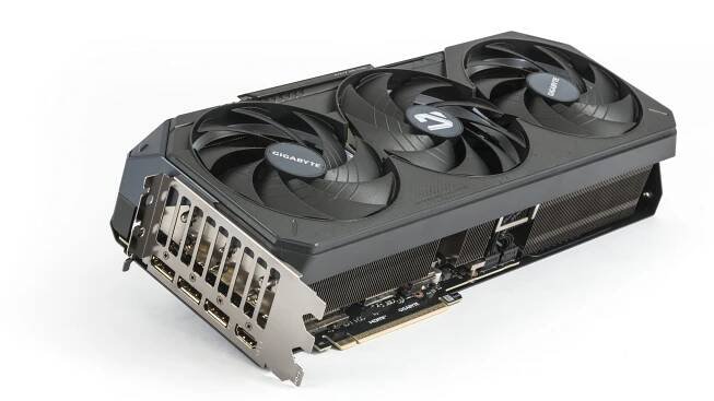 Test Gigabyte GeForce RTX 5080 Gaming OC: zlatý střed - HWCooling.net