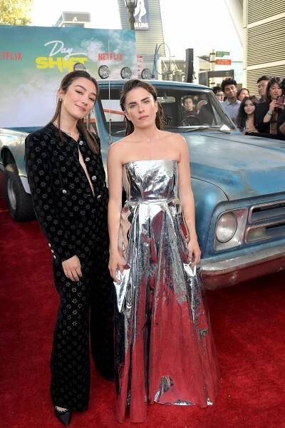 World Premiere of Netflix's "Day Shift" on August 10, 2022 in Los Angeles, California - Natasha Liu Bordizzo, Karla Souza - Denní směna - Z akcí