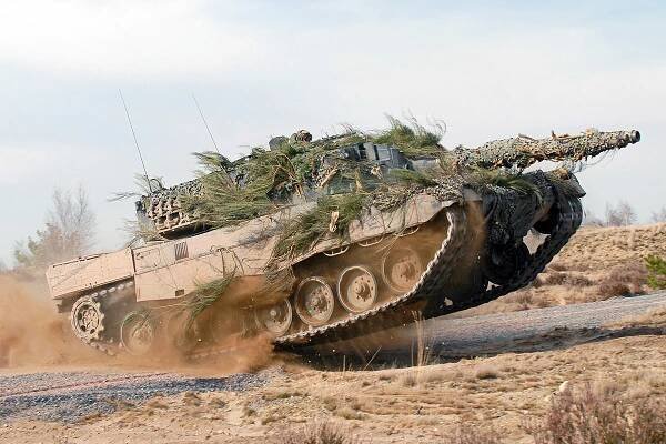 Panzer: Das sind die Kettenfahrzeuge der Bundeswehr - AUTO BILD