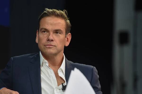 Who is Lachlan Murdoch, the new chairman of Fox and News Corp?