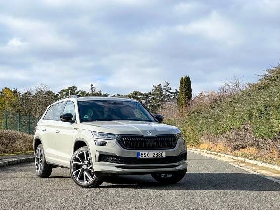 Test Škoda Kodiaq Sportline 2.0 TSI 140 kW DSG 4×4 (2022)