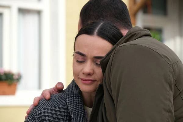 Ateş Kuşları - Episode 21 - Z filmu - Hande Soral