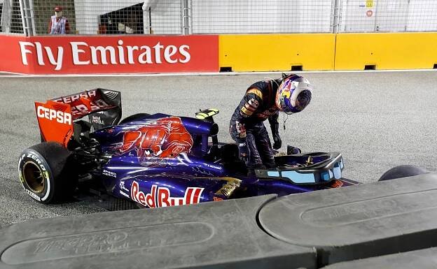 FOTO Pod světly Singapuru zářily hvězdy F1 i Beckham