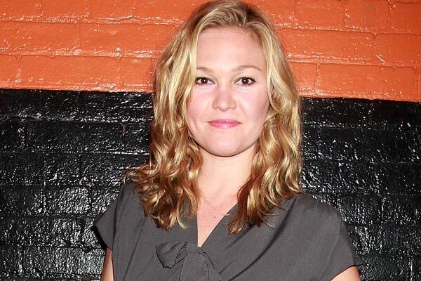 Julia Stiles