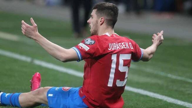 Jurásek rozparádil Turecko, nejen v Besiktasi vzbudil poprask. Slavia zbystřila